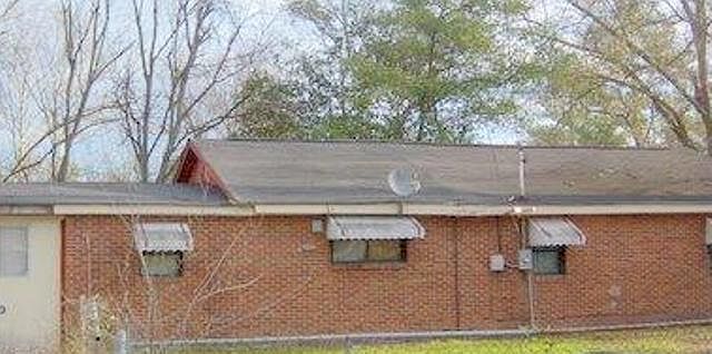 2nd image of 1135 Nellieville Rd