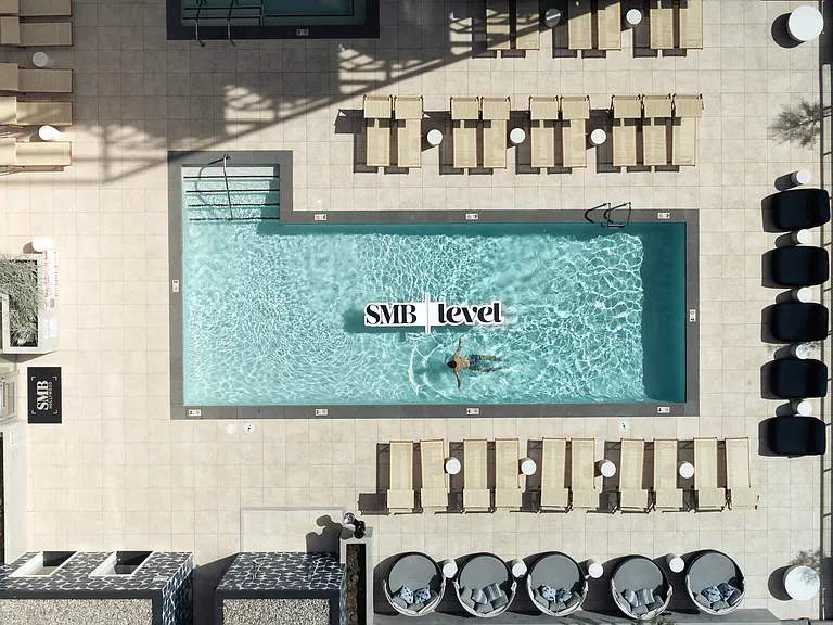 SMB Hollywood — Photo 9