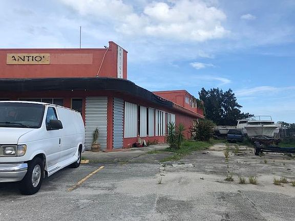 3rd image of 3130 N Us Highway 1