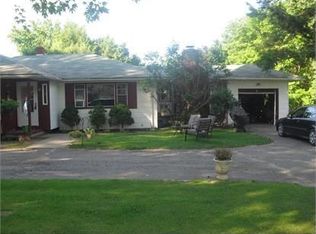 4 Bunn Rd, Hamburg, NJ 07419