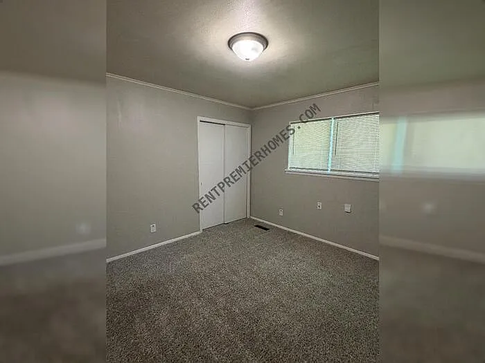 1710 Cedarhurst Dr — Photo 11