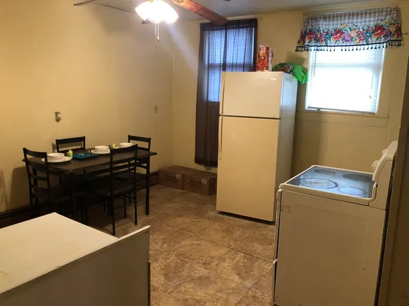 917 Lincoln Ave #2, Charleroi, PA 15022