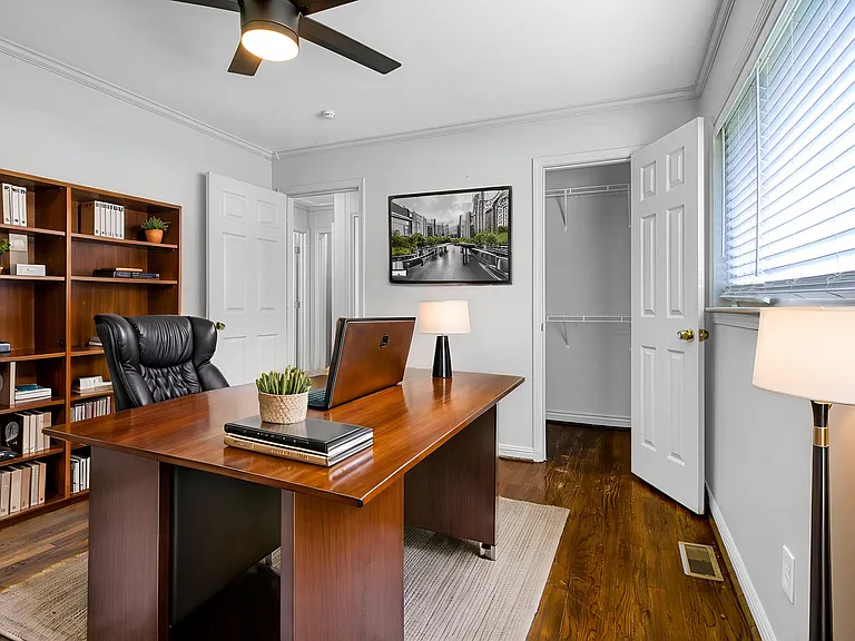 Suggested layout for bedroom 1