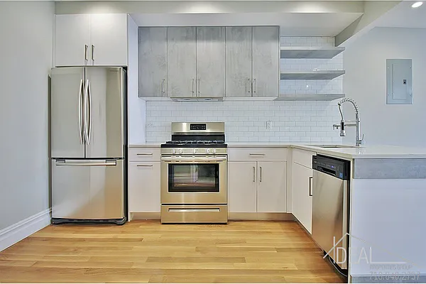 Rented by Ideal Properties Group | media 3