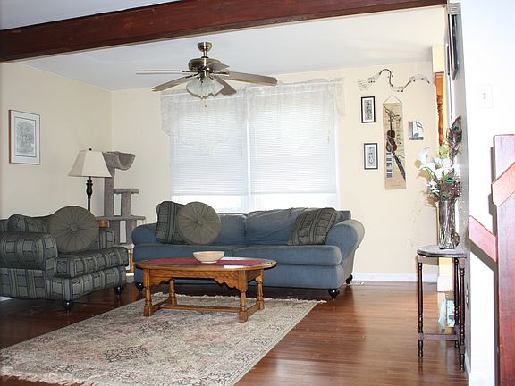 Family Room 2