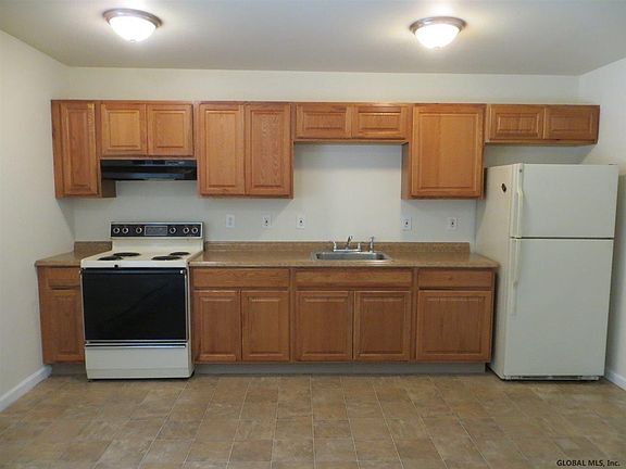 4th image of 1779 Central Ave APT 5