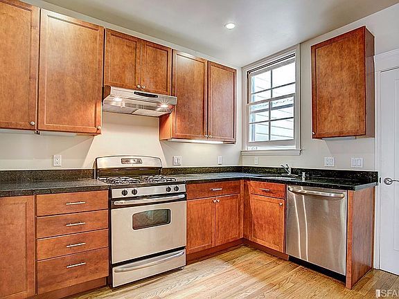 5th image of 891 38th Ave