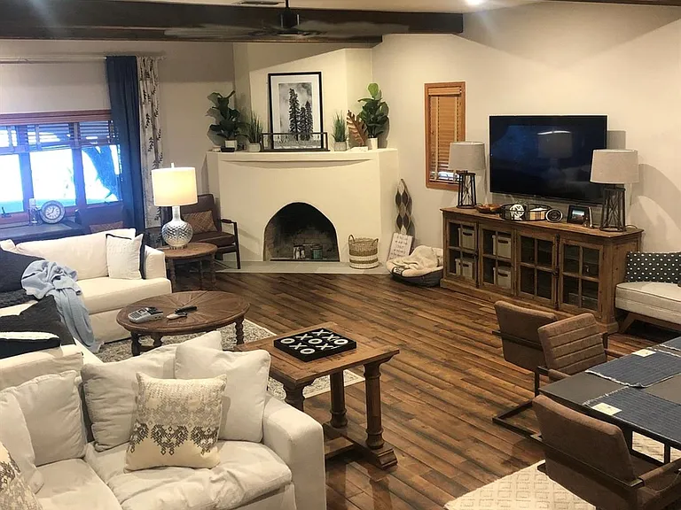 5100 FM 690 — Photo 9