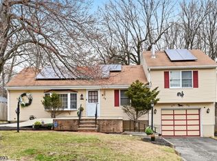 15 Colgate Rd, Oakland, NJ 07436