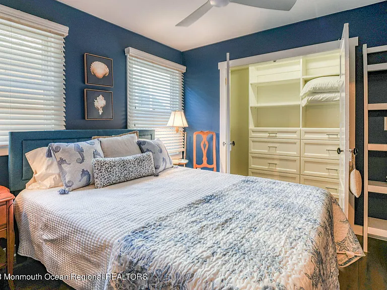 69 Franklin Ave #1 — Photo 25