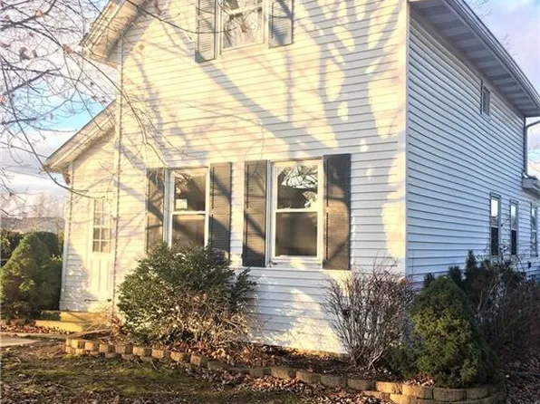 724 Erie St, Grafton, OH 44044