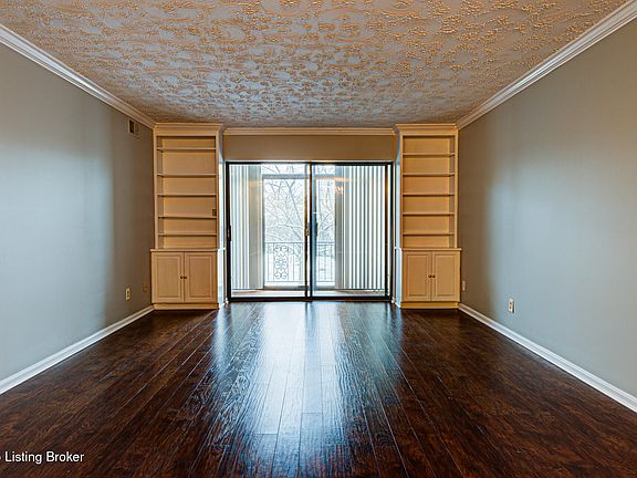 5th image of 1600 Gardiner Ln APT 104