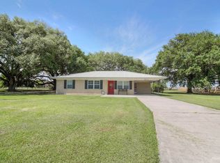 2818 Rodeo Rd, Abbeville, LA 70510
