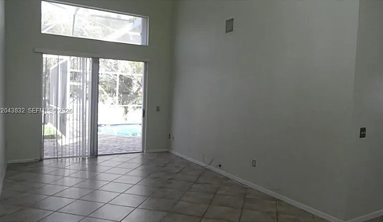 15341 NW 4th St — Photo 36