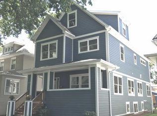 935 S Kenilworth Ave, Oak Park, IL 60304