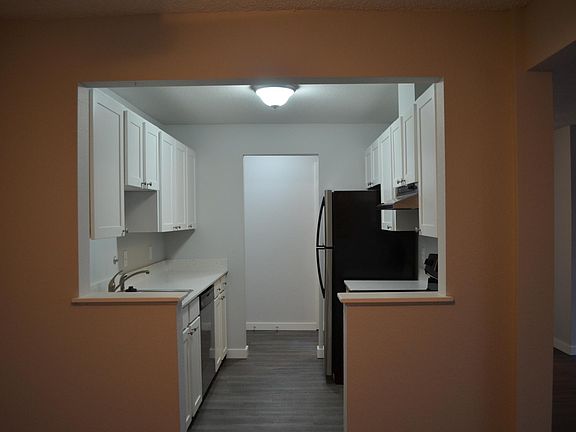 4th image of 12040 28th Ave NE