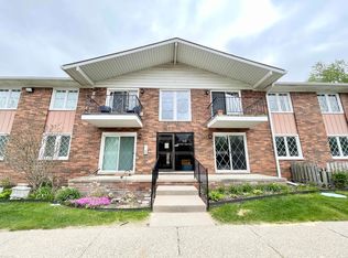 54749 Shelby Rd #65/4, Utica, MI 48316