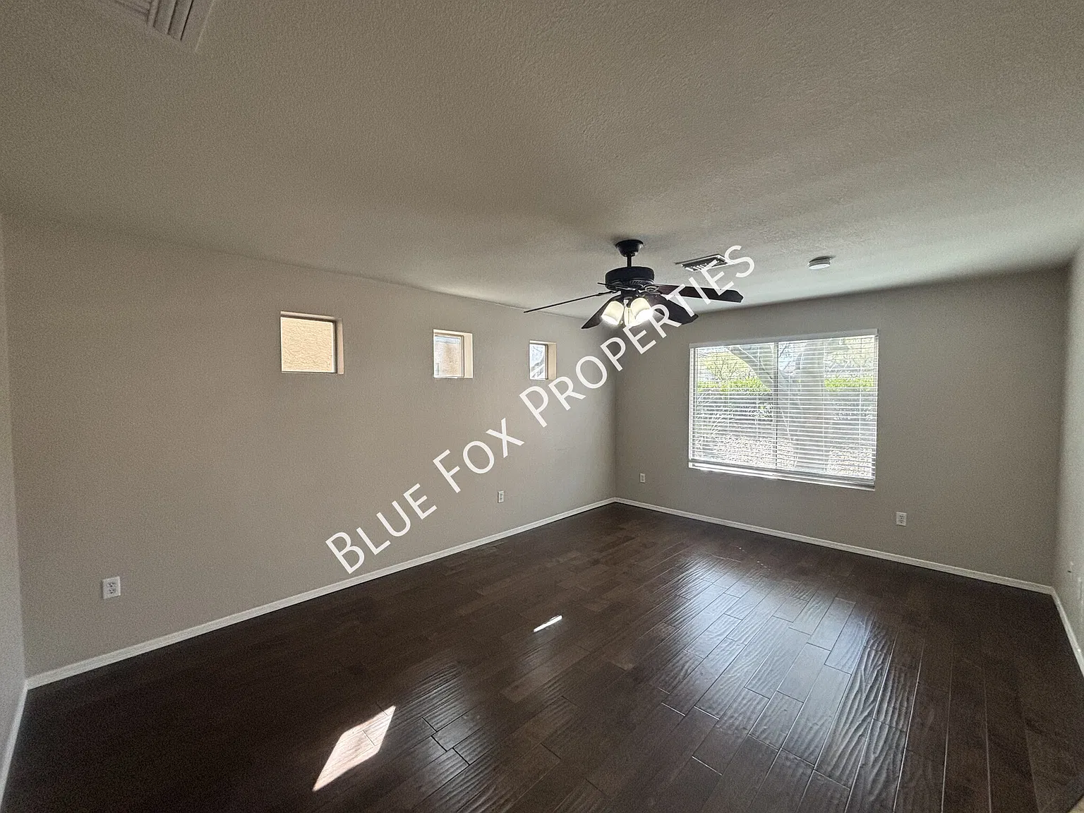 10640 E Singing Canyon Drive — Photo 3