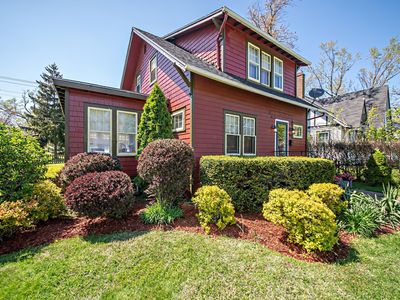 996 Colfax Ave, Benton Harbor, MI, 49022