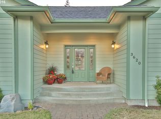 3620 Ash St, North Bend, OR 97459