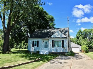 3380 Renault Dr, Flint, MI 48507