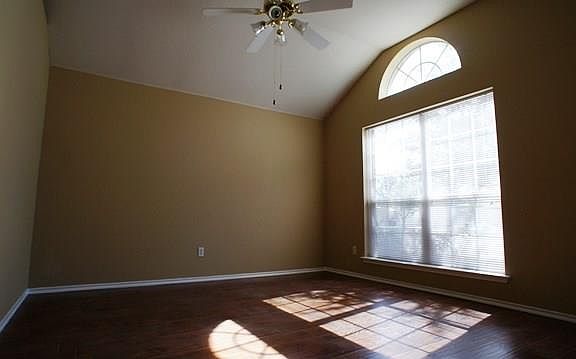 2nd image of 1535 Wolf Creek Dr