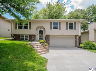 10929 V St, Omaha, NE 68137