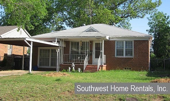 1st image of 629 SW 49th St