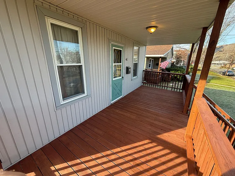 46 S Kendall Ave — Photo 6