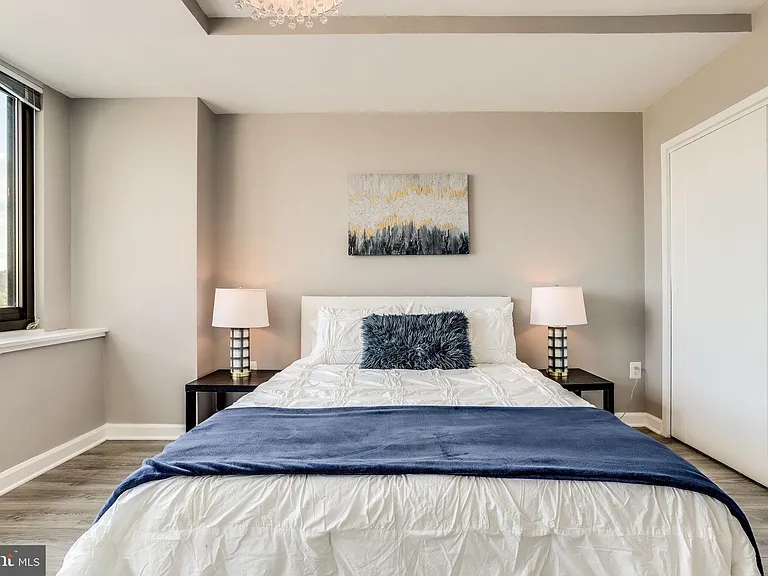 1011 Arlington Blvd #442 — Photo 12