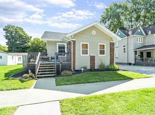 512 S Monroe St, Clinton, IL 61727