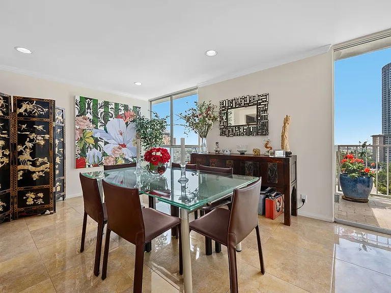 2160 Century Park E #1712 — Photo 4