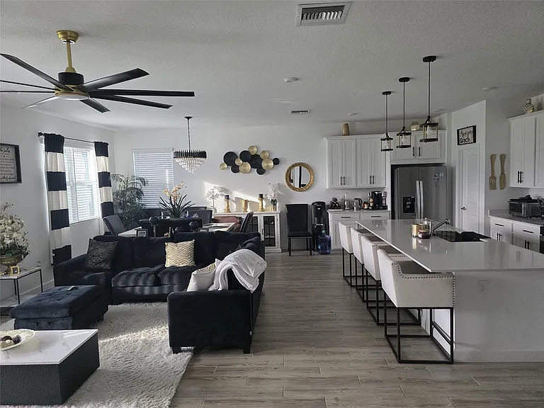 10495 SW Orana Dr — Photo 16