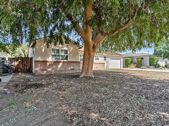 3rd image of 2436 W Cambridge Avenue