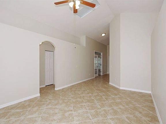 4th image of 2336 South Ave
