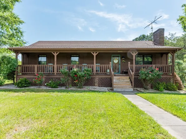 1002 Homeplace Rd, Rustburg, VA 24588