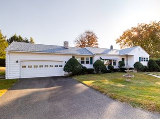 136 Whitewood Rd, Waterbury, CT 06708