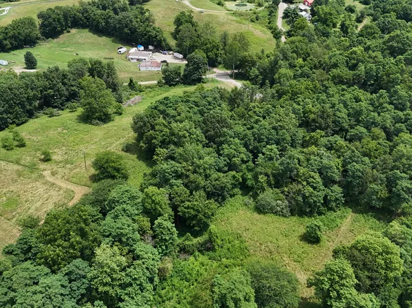 4107 Akin Ln, Burlington, KY 41005