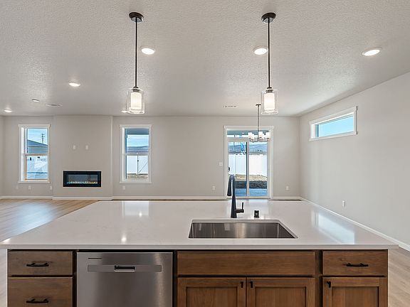 821 K ST NE by Aho Construction