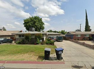 1138 W Walnut Ave, Visalia, CA 93277
