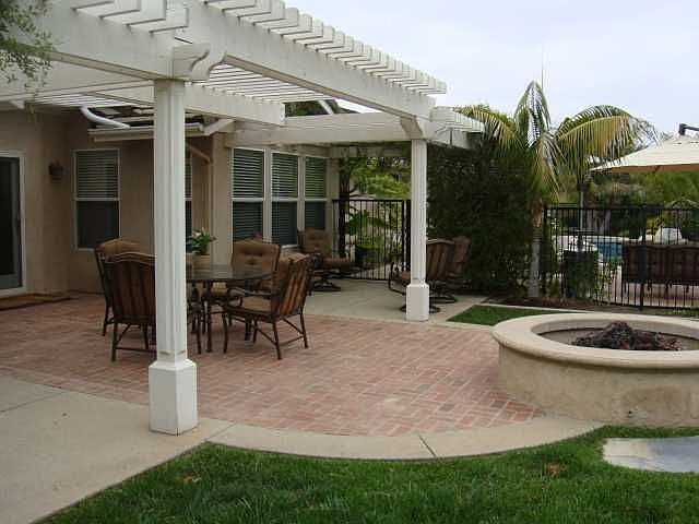 Backyard patio and Fire Pit