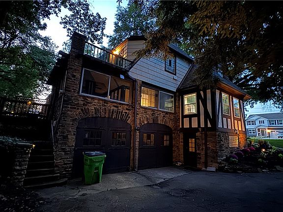 5th image of 554 Greenvale Rd