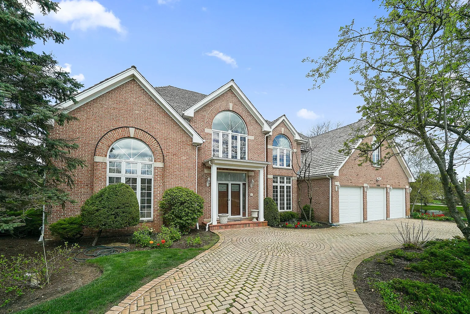 1890 Haven Ln photo 1