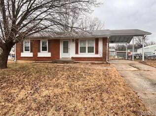 319 Richmond Dr, Warrenton, MO 63383