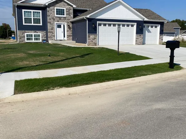 3790 Allison St, Portage, IN 46368