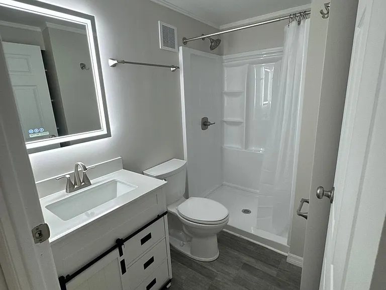 Sunrise Apartments — Photo 11