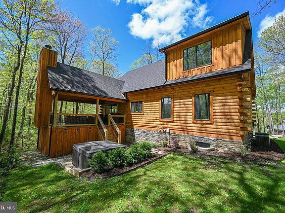 2nd image of 1067 N Camp Rd