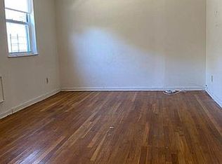 225-22 59th Ave #A, Oakland Gardens, NY 11364