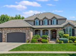 305 S Florentine Ln, Centerville, UT 84014