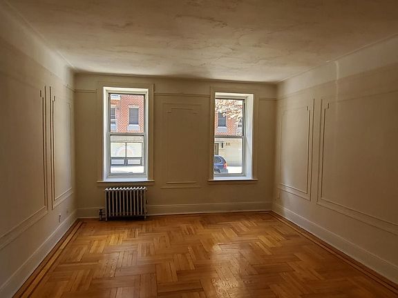 5th image of 41-25 44th St APT A5